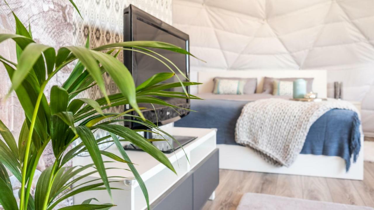Luxury Dome Retreat Apartment Dudar Exterior photo